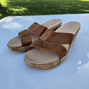 Crocs A-Leigh Brown Leather Cork Wedge Slide Platform Sandals Women’s 9 # 16205